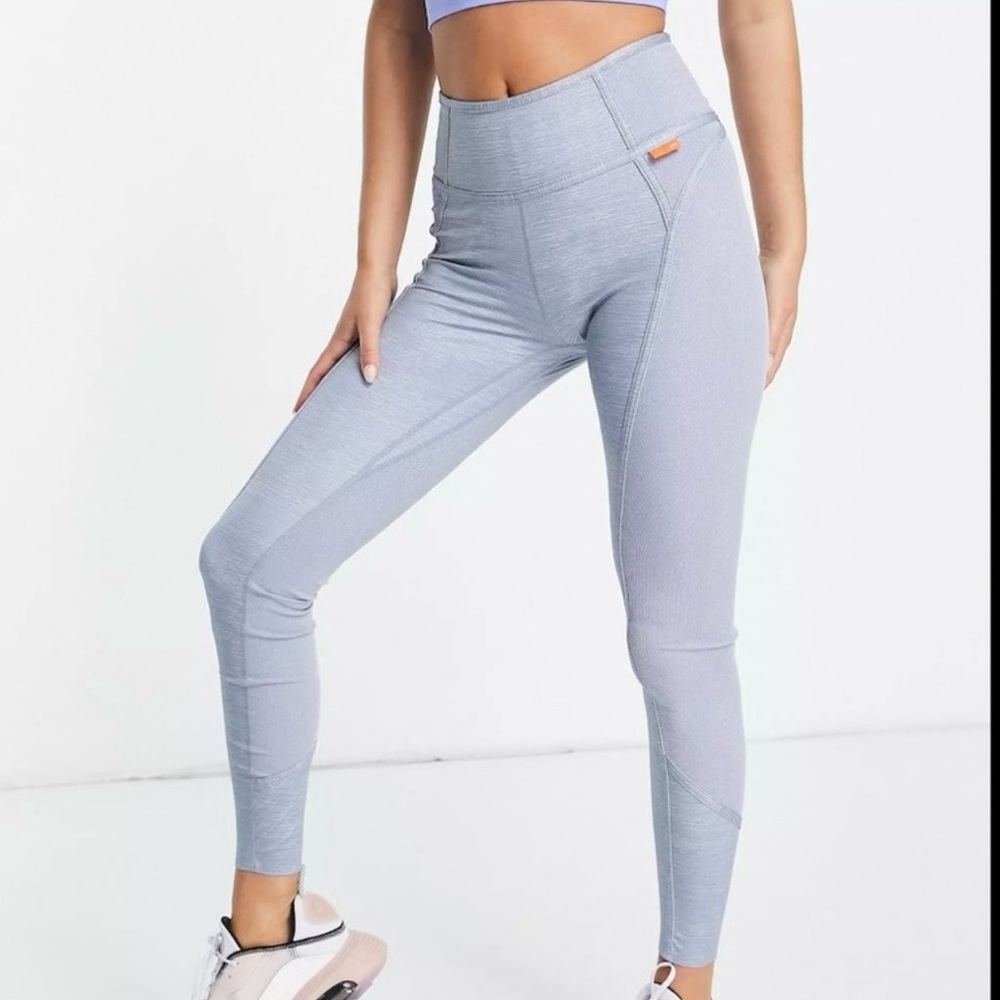 NWT Nike One Luxe Leggings Pants Athletic Gym DD4553-493 Women’s M Bluish Gray